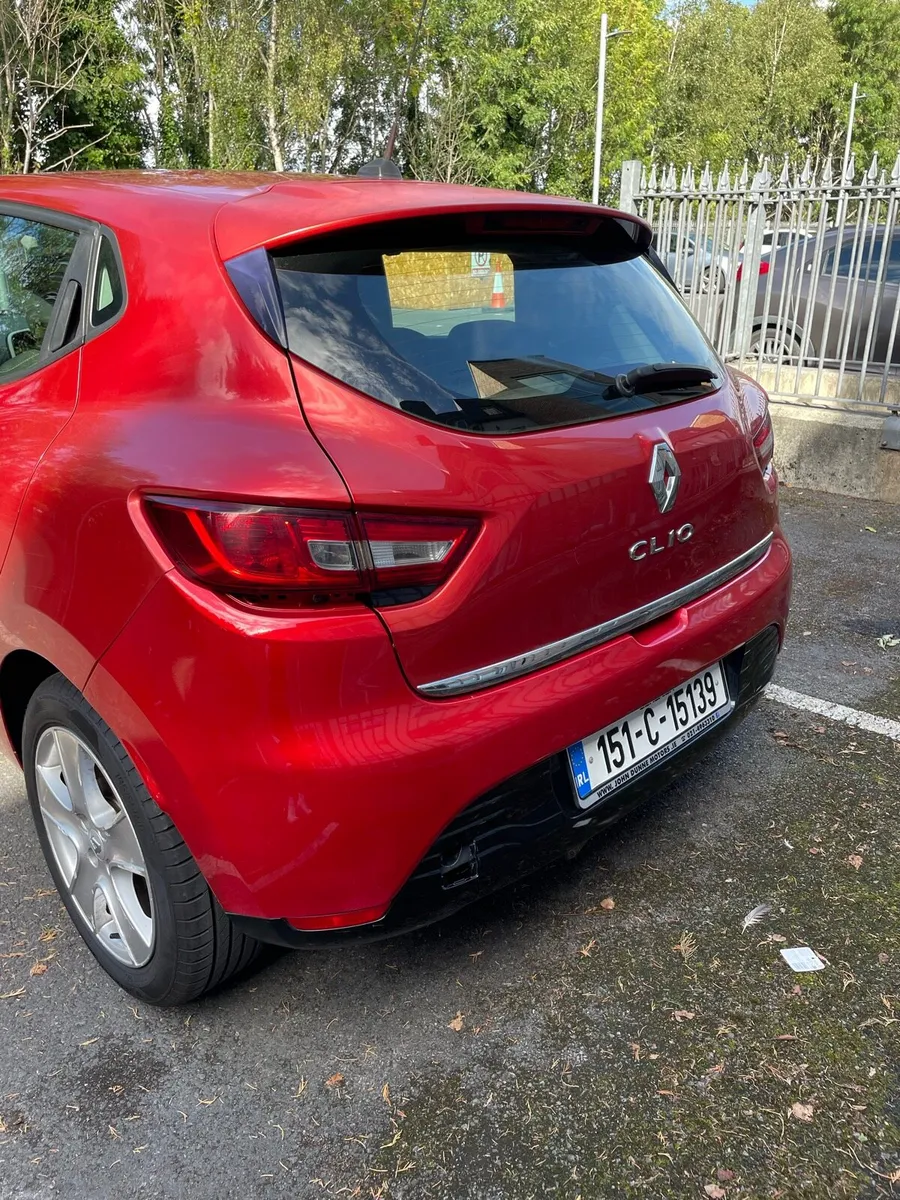 Renault Clio 1.1 petrol Nav. NCT 10/27 - Image 3