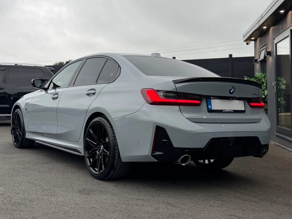 2023/231 BMW 330E MSPORT LCI - Image 6