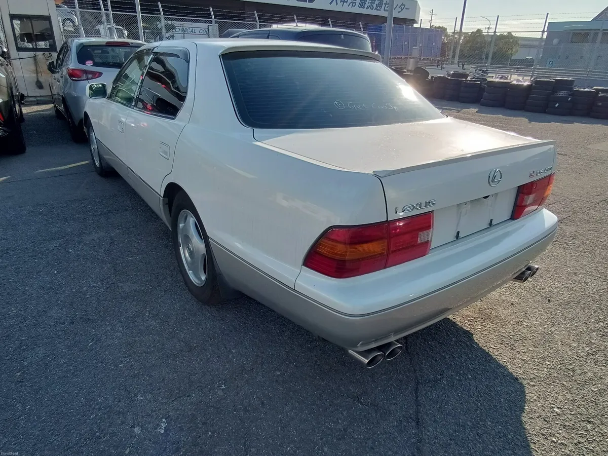 Toyota Celsior LS400 4L V8 - Image 3