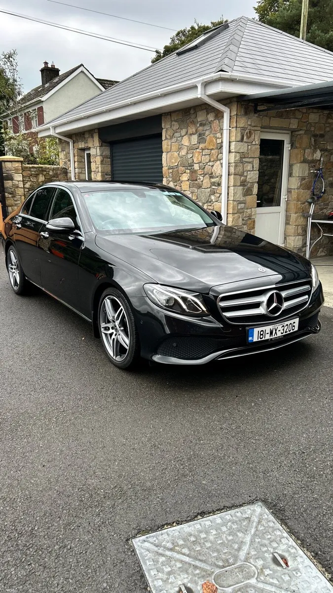 Mercedes Benz E220 LOW MILAGE NCT02/2028 Full spec - Image 3