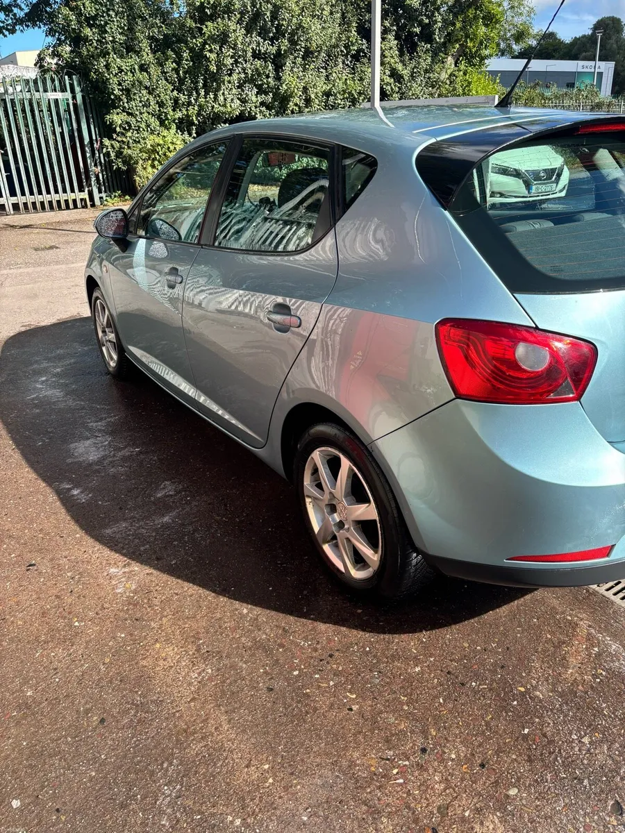 Seat ibiza 1.4 TDI ECOMOTIVE 5DR 2010 color bkue - Image 3