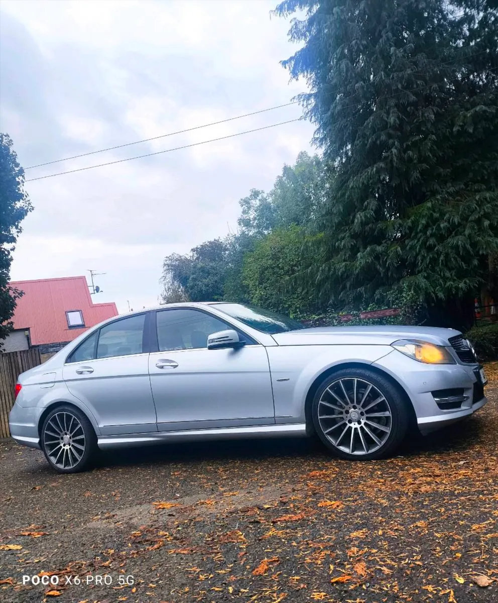 Mercedes Benz C 200 Avantgarde  2014 - Image 1