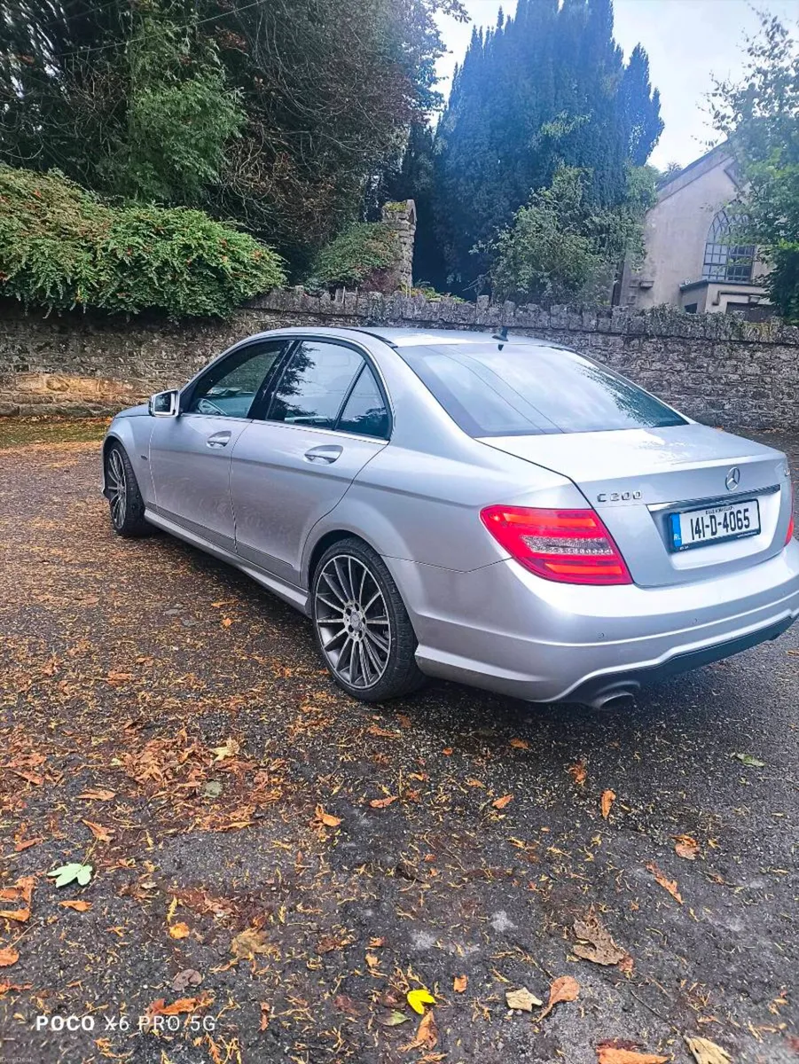Mercedes Benz C 200 Avantgarde  2014 - Image 2