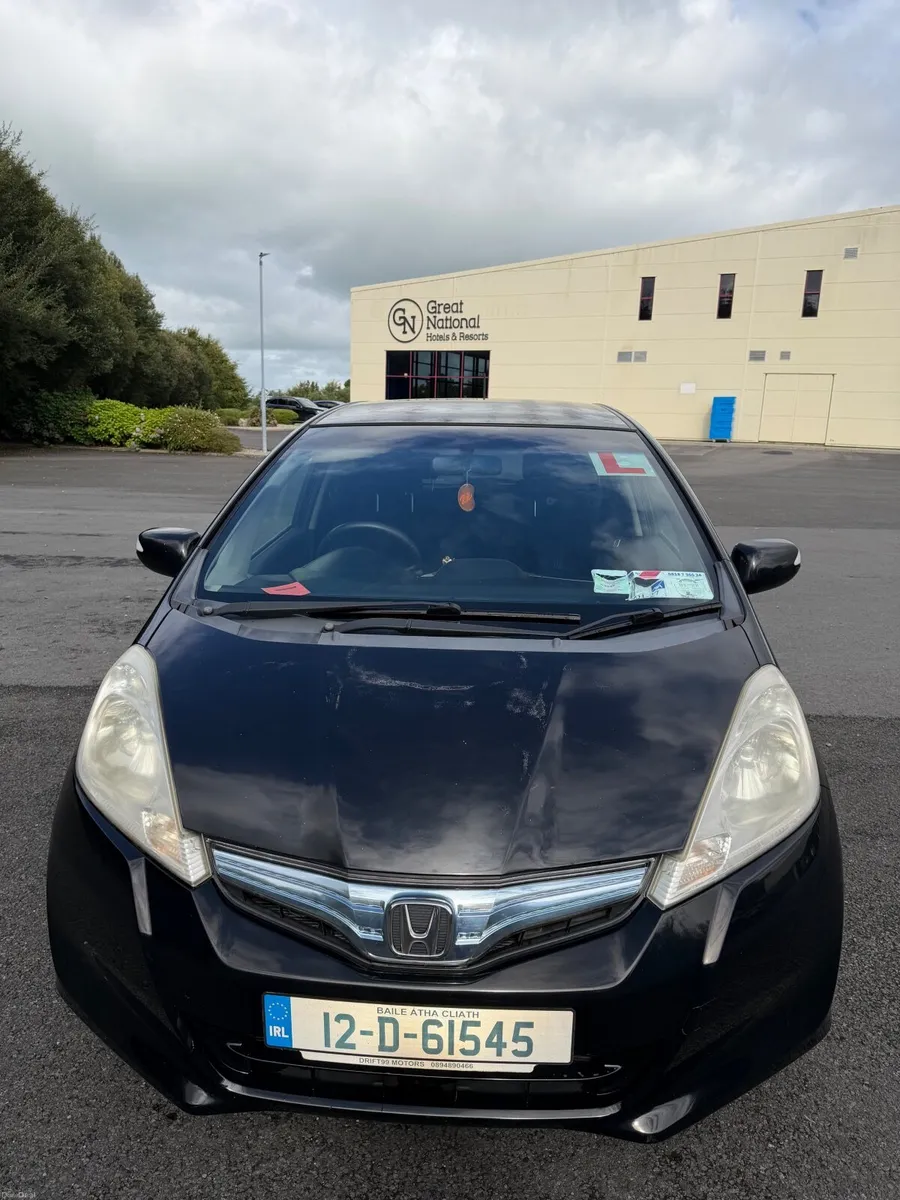 Honda Fit 2012 - Image 2