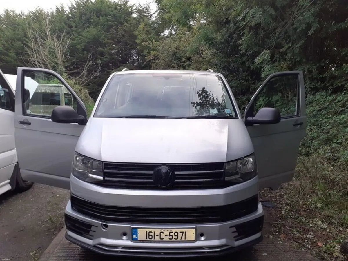 2016 Volkswagen Transporter - Image 1