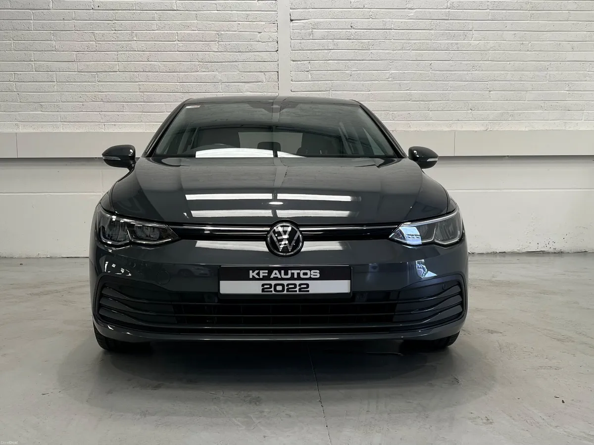 Volkswagen Golf Life 2.0TDI 115bhp 6 Speed Manual - Image 2