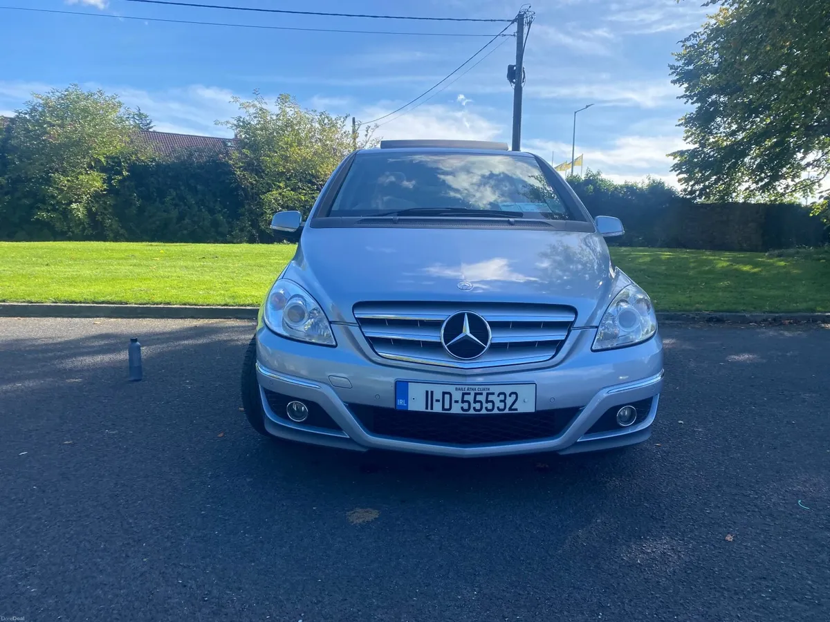 Mercedes-Benz B-Class 2011 - Image 1