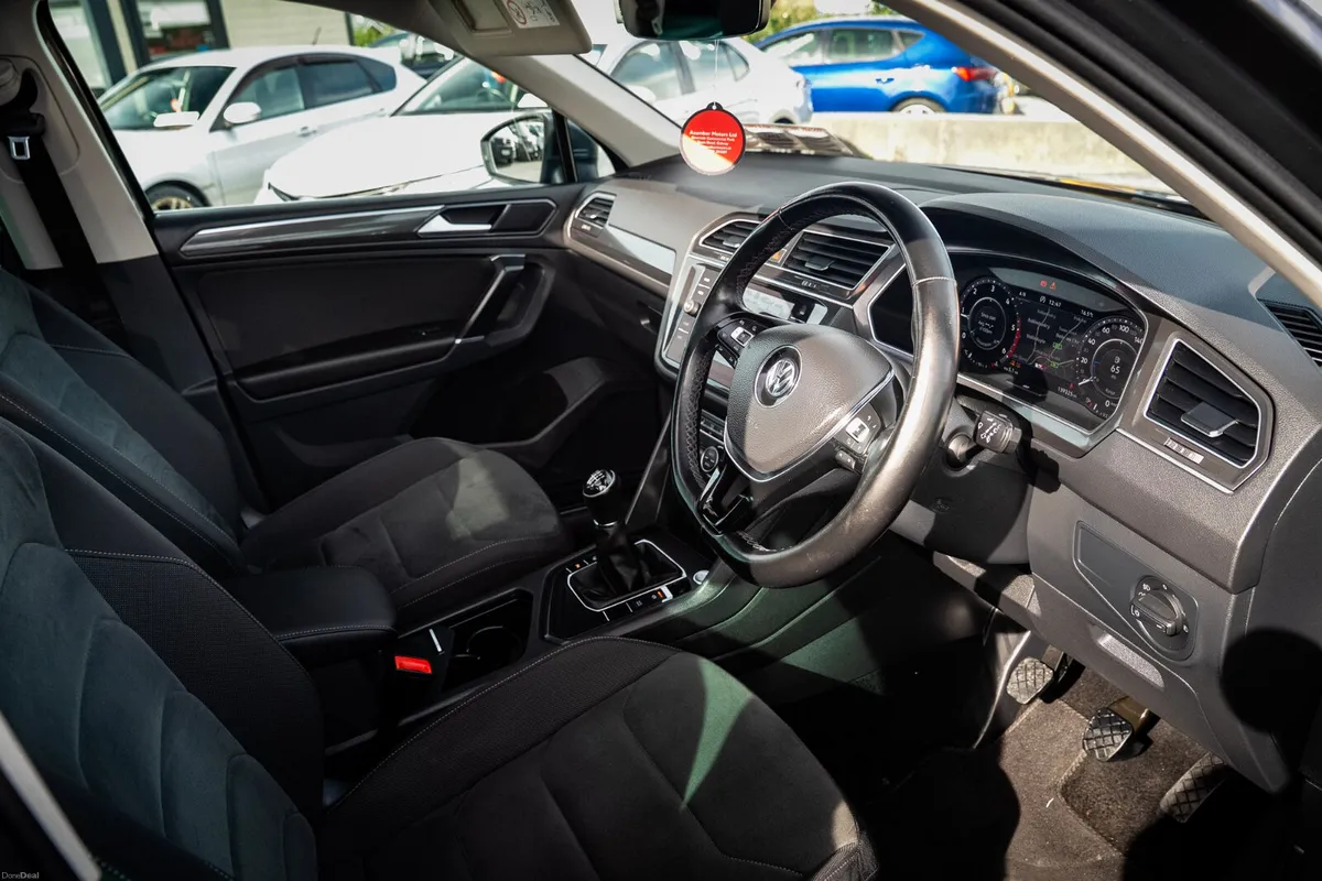 2018 Volkswagen Tiguan 2.0 TDI Highline Manual - Image 6
