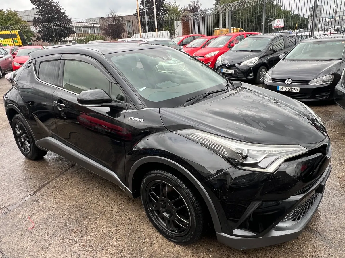 Toyota C-HR 2017 Automatic / 67k km/ warranty - Image 2