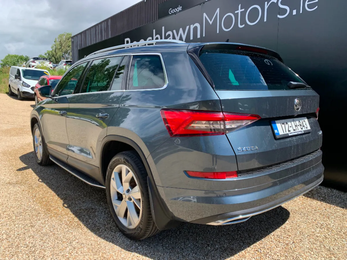SKODA KODIAQ 2.0 TDI STYLE 7 SEATER DSG - Image 6