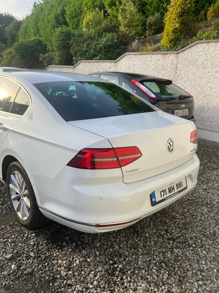 Volkswagen Passat saloon 1.6L diesel - Image 4
