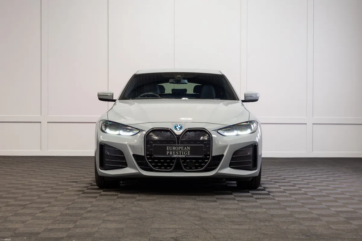 2023 BMW i4 eDrive40 M-Sport - Image 2