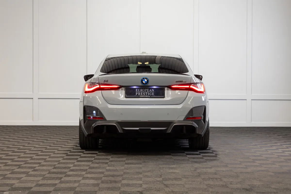 2023 BMW i4 eDrive40 M-Sport - Image 5