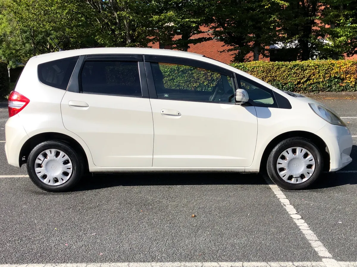 Honda Fit AUTOMATIC, NCT, PLEASE READ ADD - Image 1