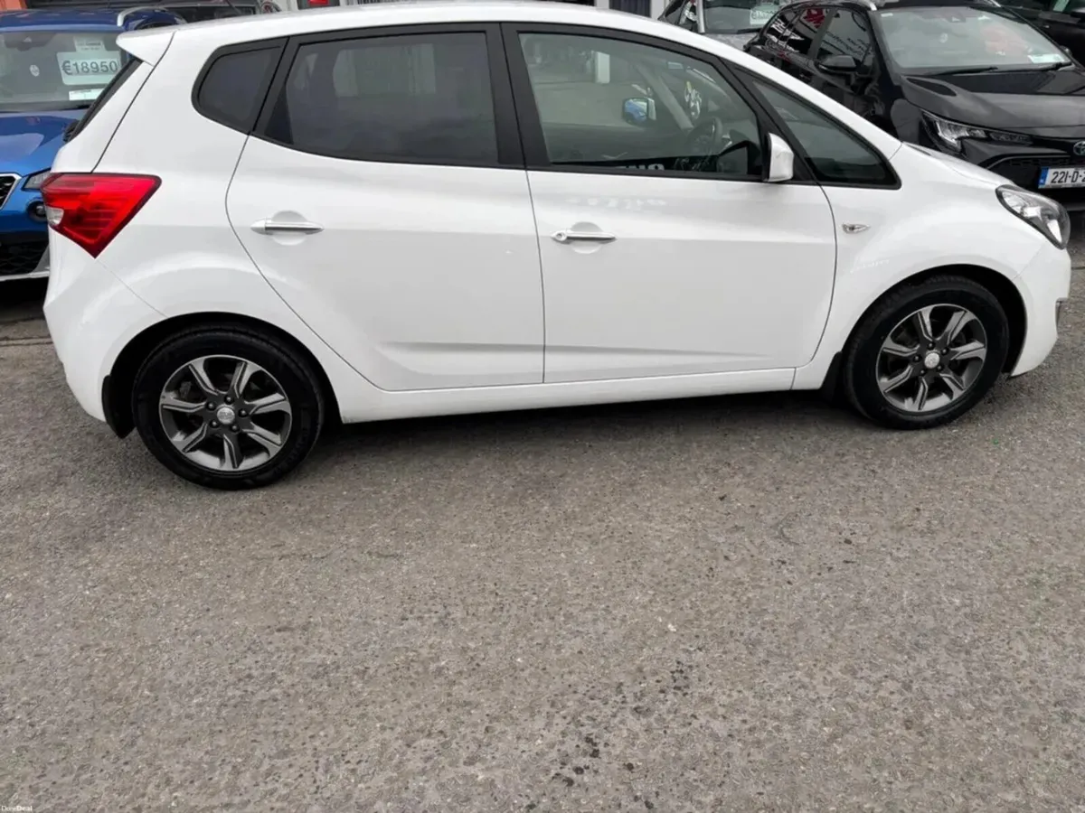 2020 Hyundai ix20 1.6 Petrol Deluxe - Image 4