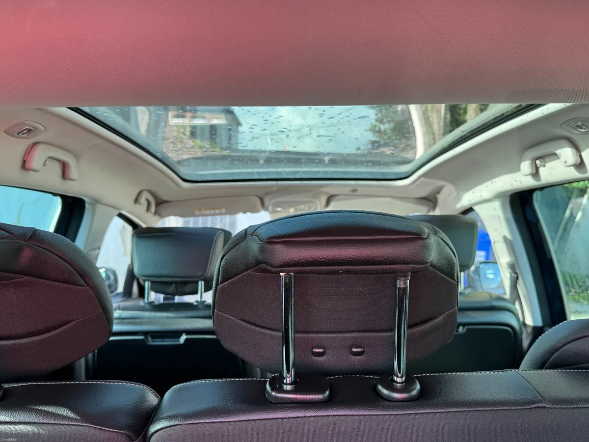 Renault Grand Scenic 7 seater Automatic - Image 3