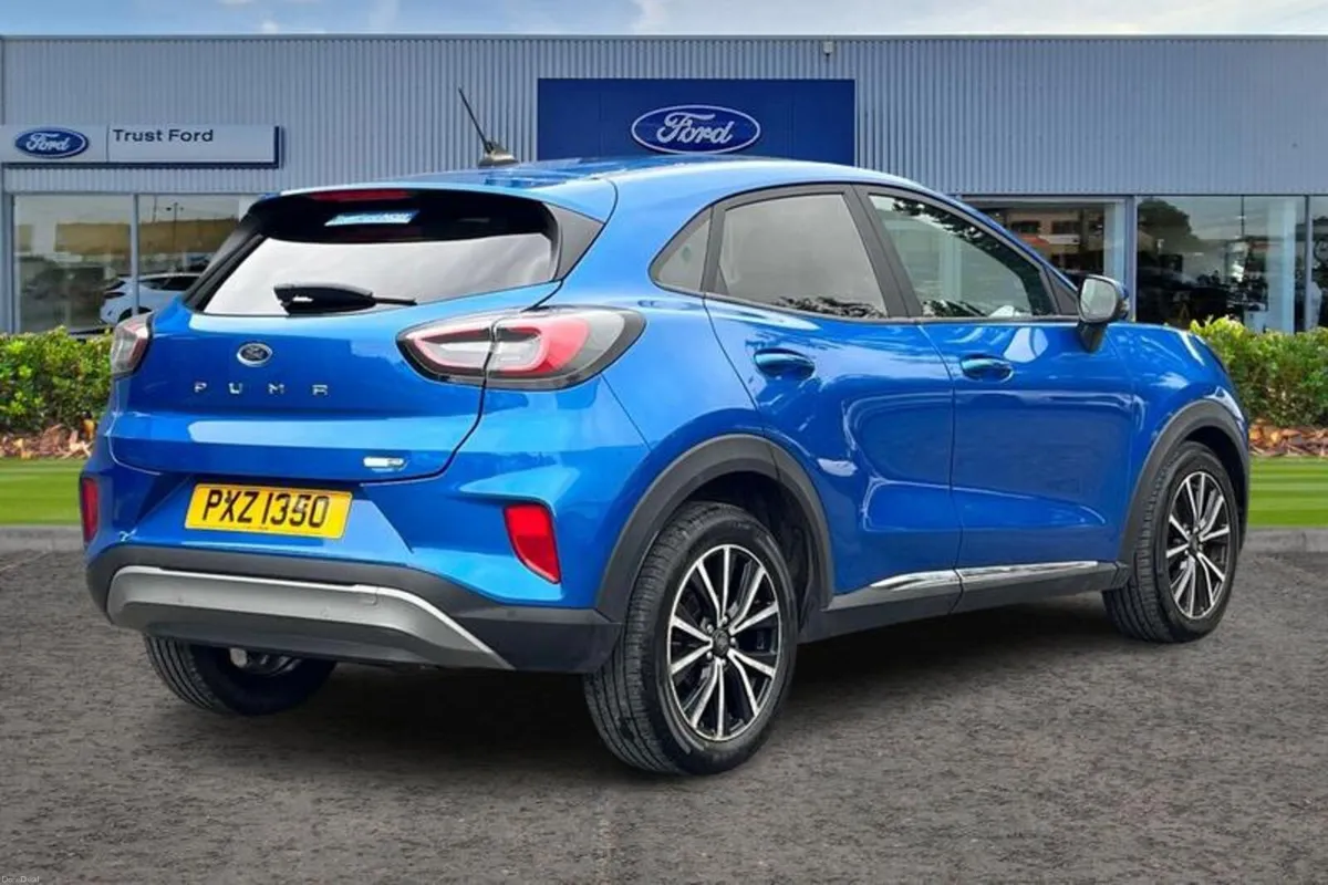 Ford Puma 1.0 EcoBoost Hybrid mHEV Titanium 5dr - Image 4