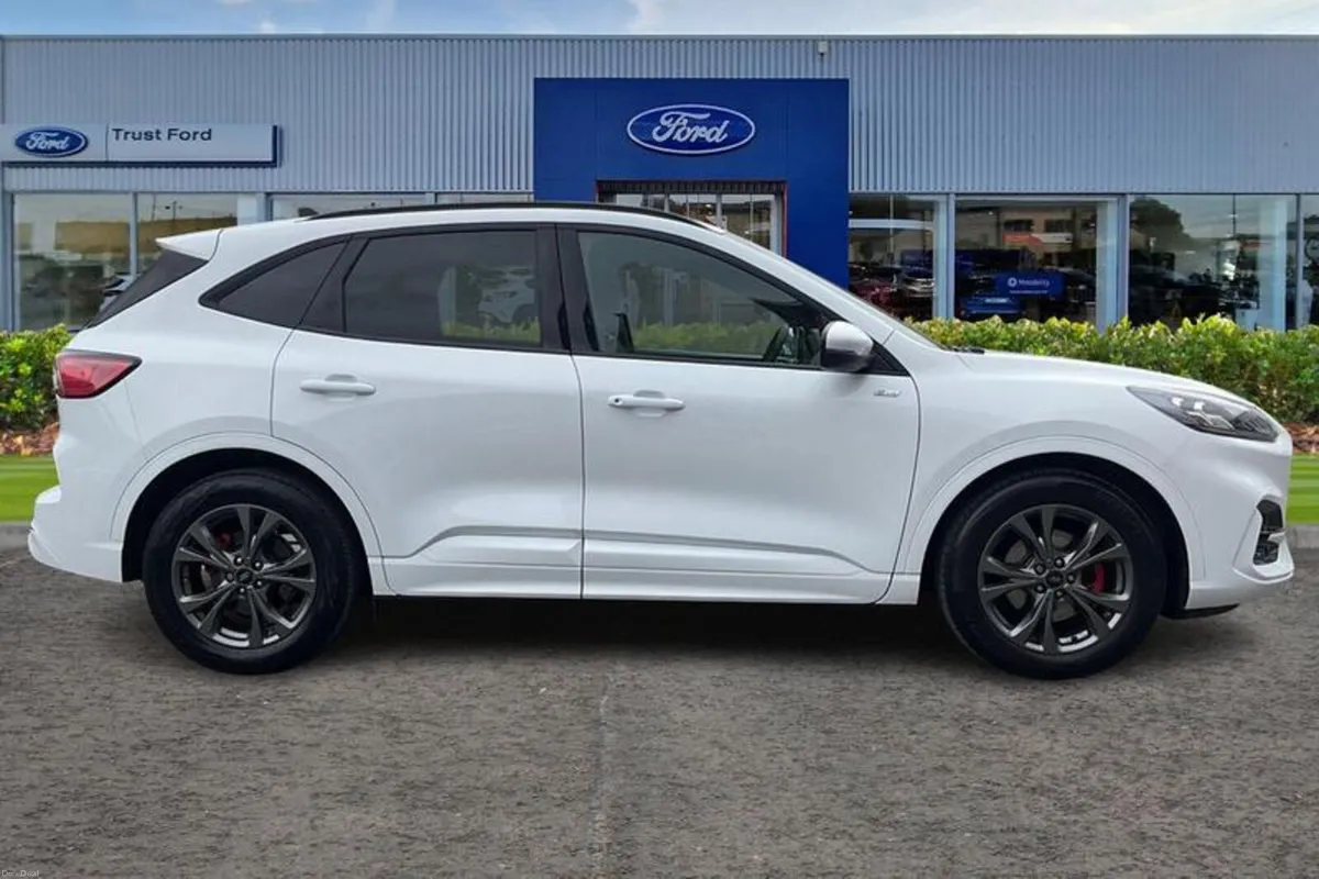 Ford Kuga 1.5 EcoBoost 150 ST-Line Edition 5dr - Image 3