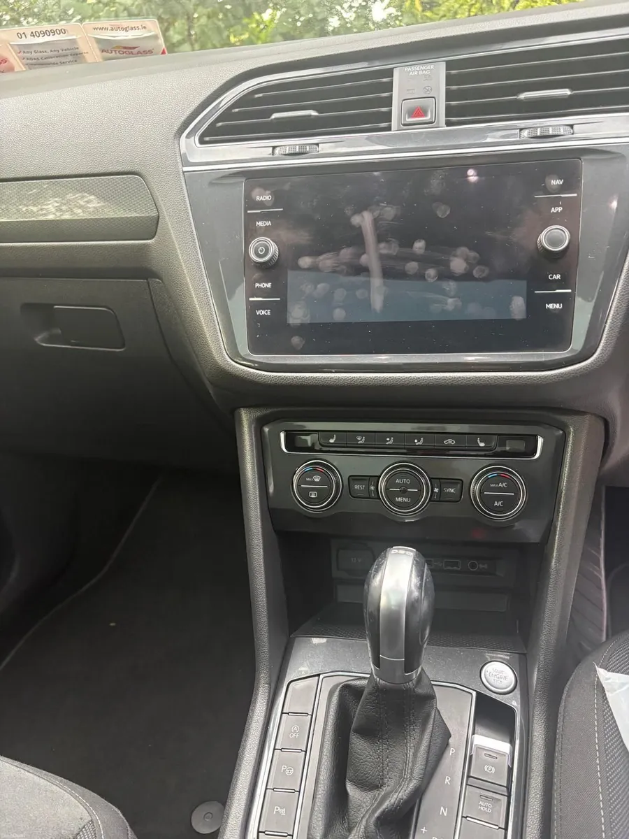 Volvo XC60 2019 - Image 6