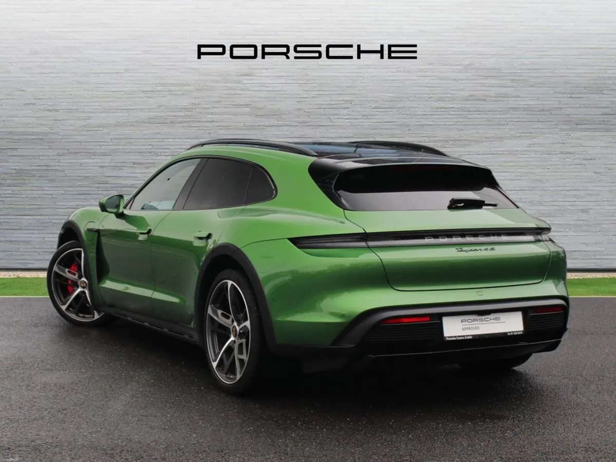 Porsche Taycan 4S Cross Turismo - Image 2