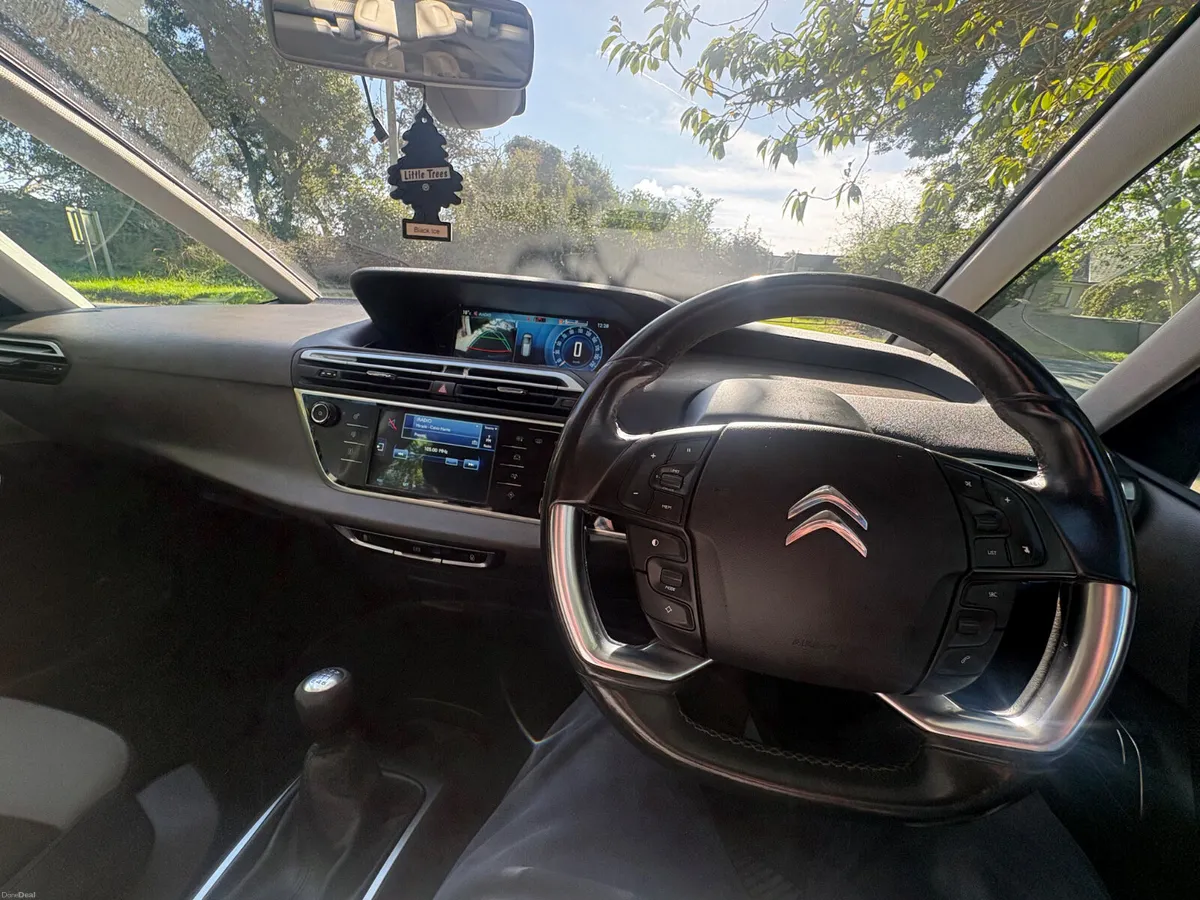 Citroen C4 2014 7 seater diesel - Image 4
