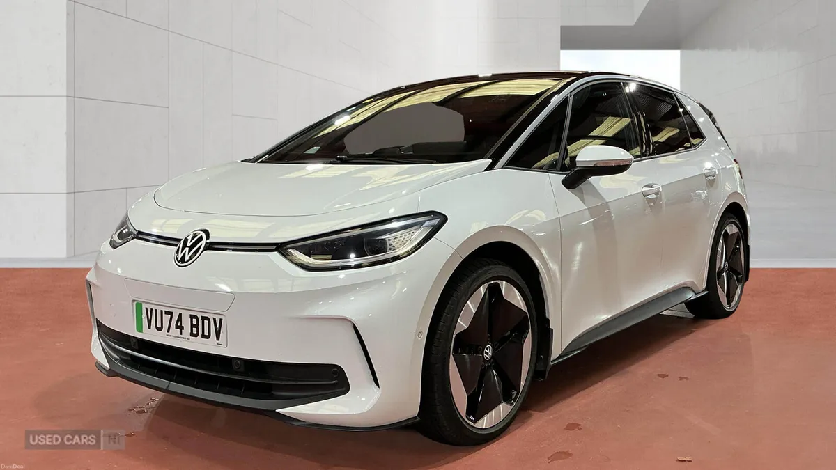 Volkswagen ID.3 HATCHBACK - Image 2