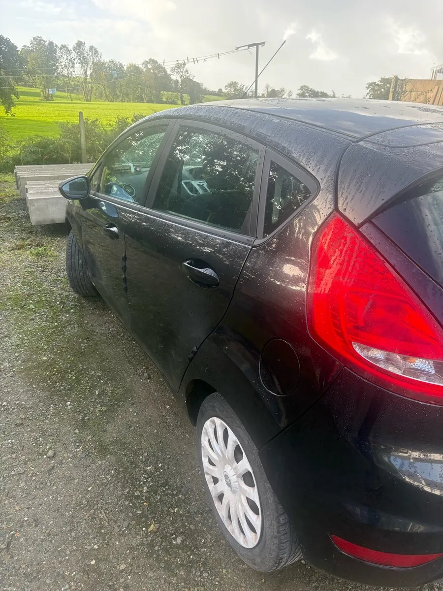 Ford fiesta - Image 3