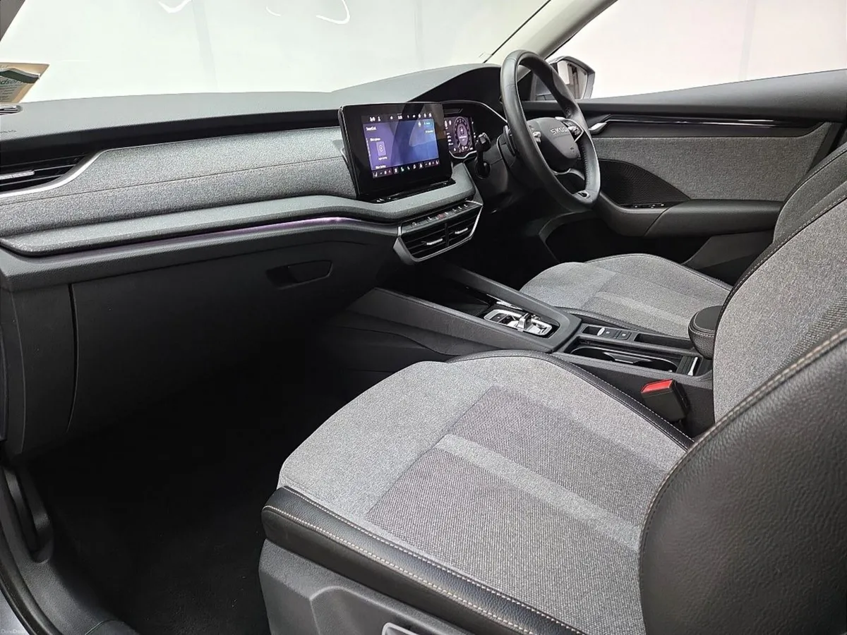 Skoda Octavia Selection+ 1.5TSI 115HP DSG mHEV - Image 4