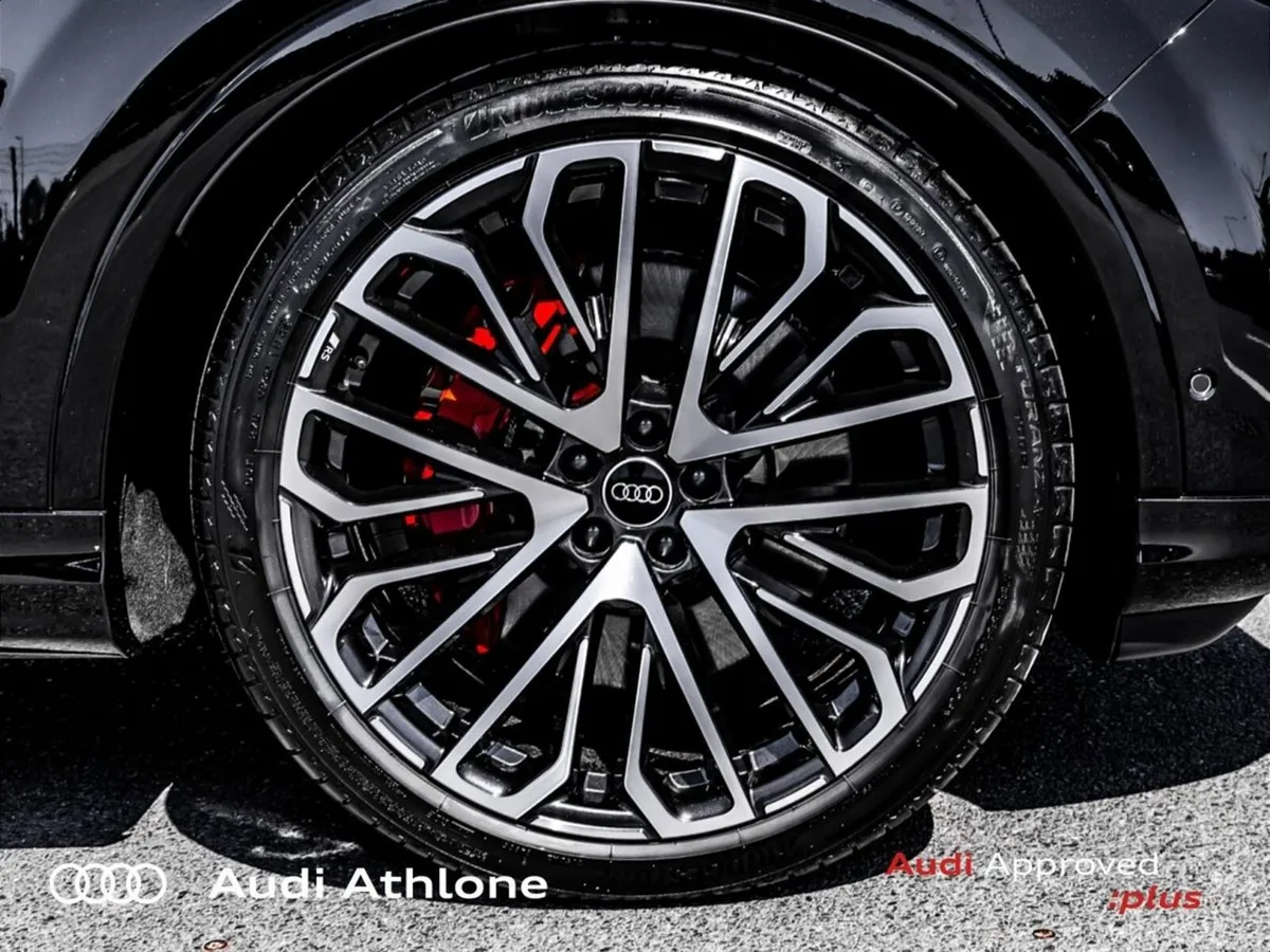 Audi Q7 3.0TFSIe 483BHP quattro Competition Tip-Tr - Image 4