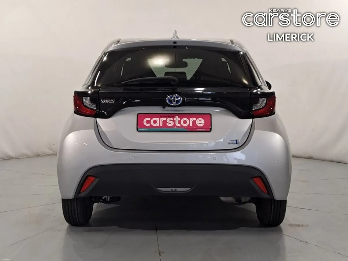 Toyota Yaris 1.5 - Image 4