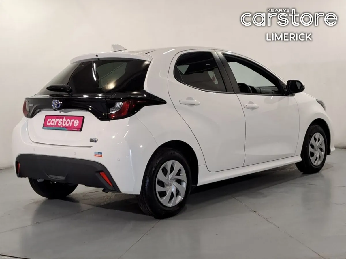 Toyota Yaris HEV X Spec - Image 3