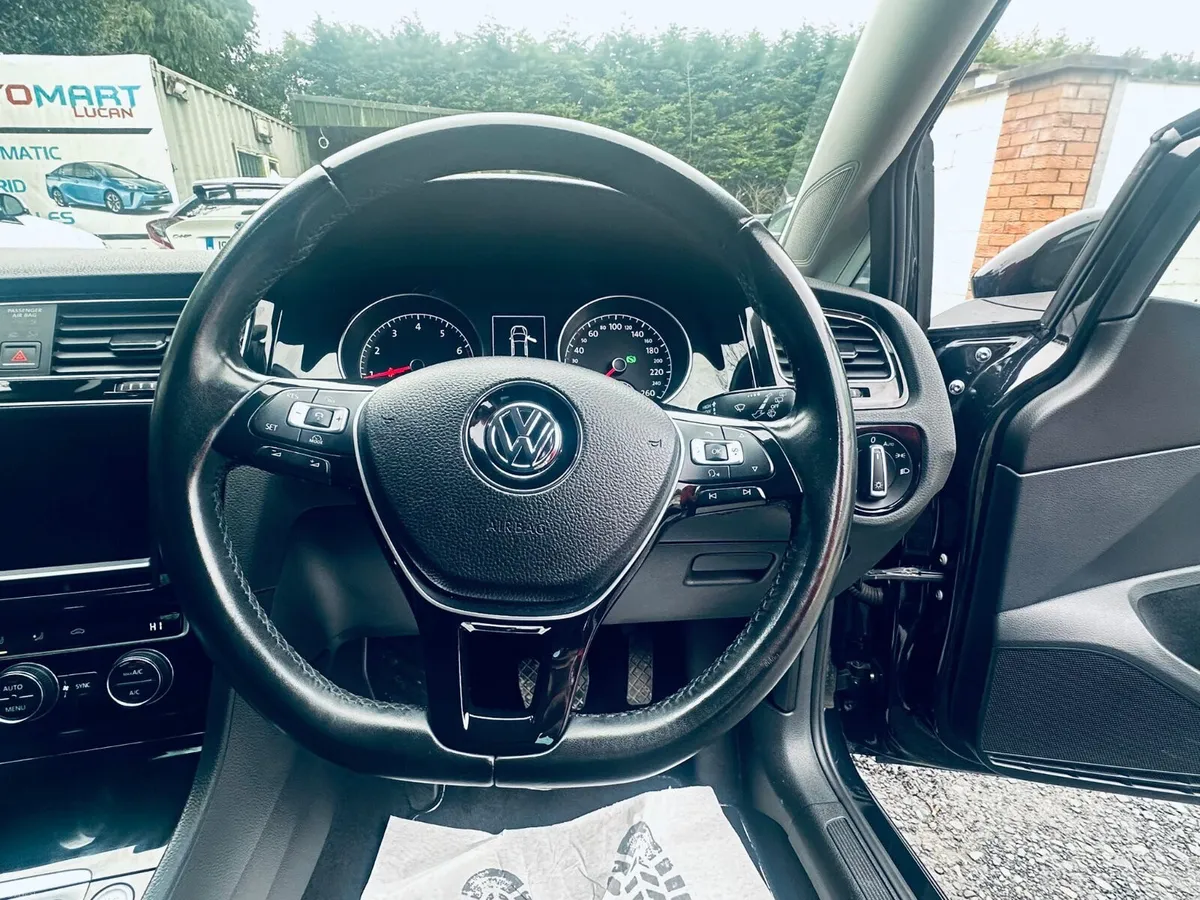 Volkswagen Golf 2015 48K KM ONLY - Image 6