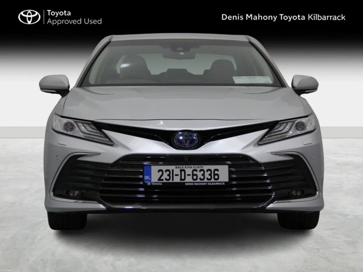 Toyota Camry PLATINUM EDITION - Image 5