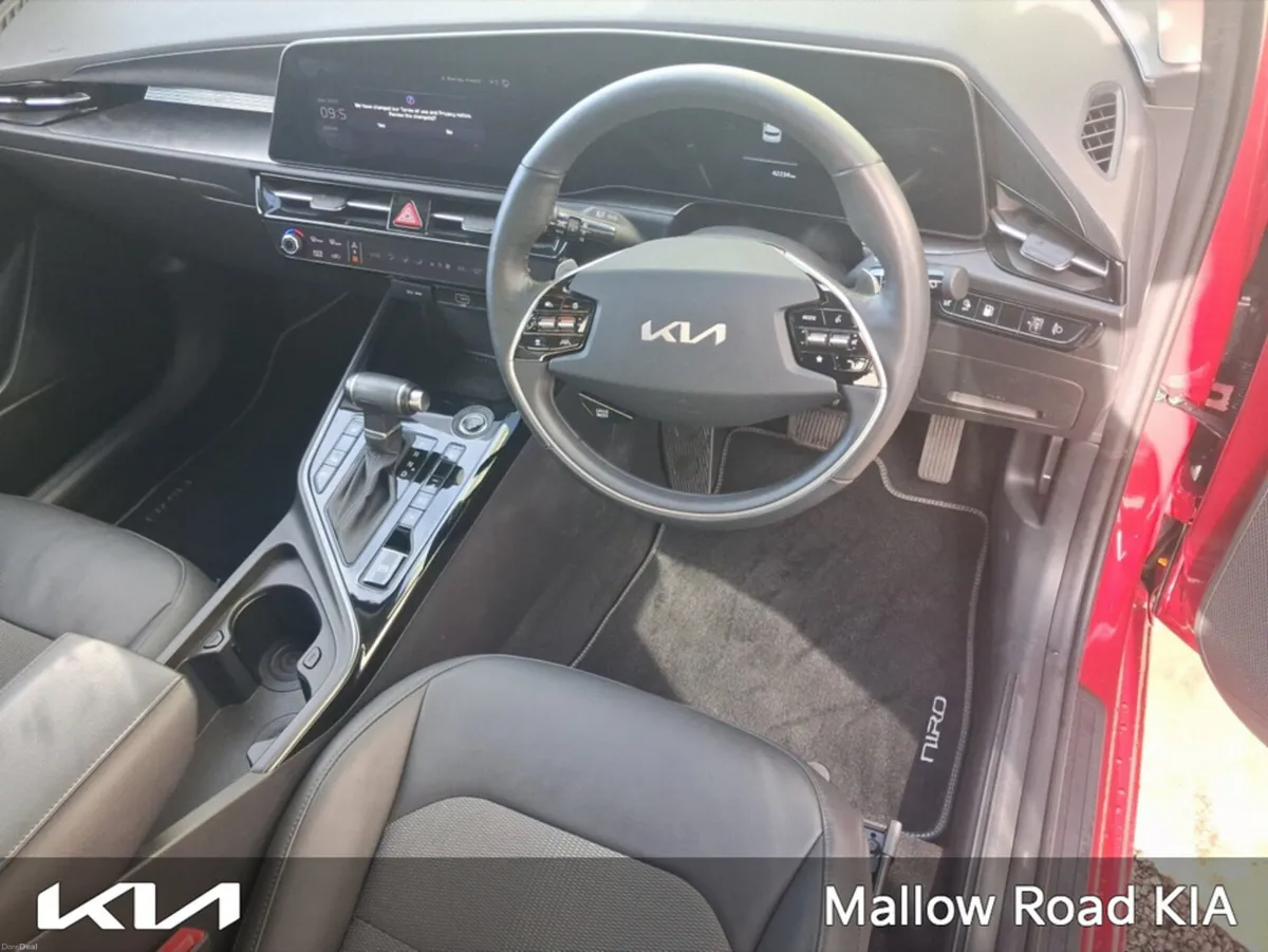 Kia Niro PHEV K3 5DR AUTO - Image 2