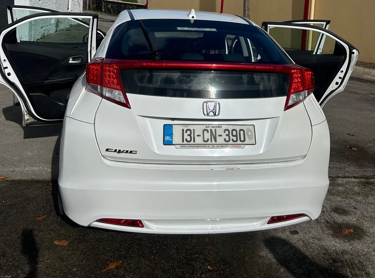 Honda Civic 2013 - Image 3