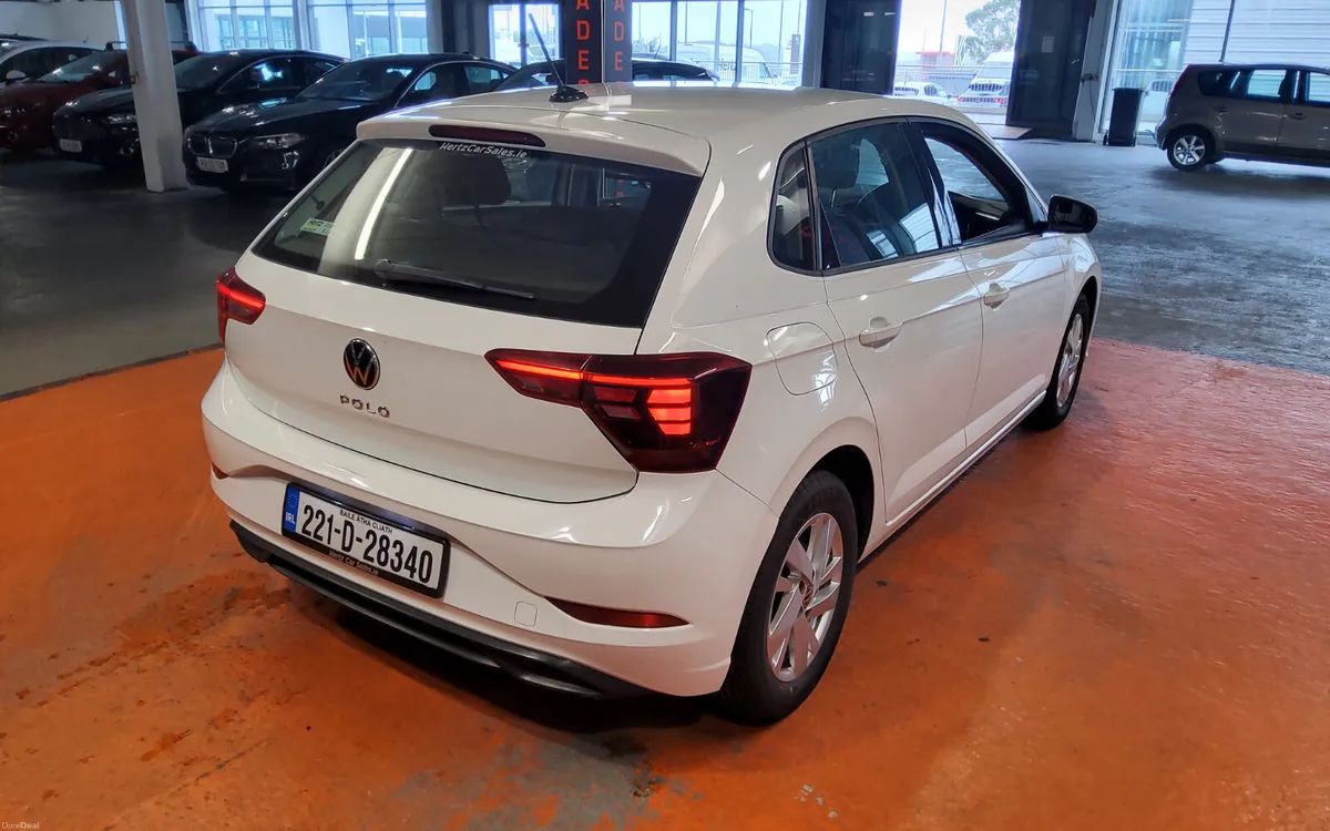 Volkswagen Polo 2022 - Image 2
