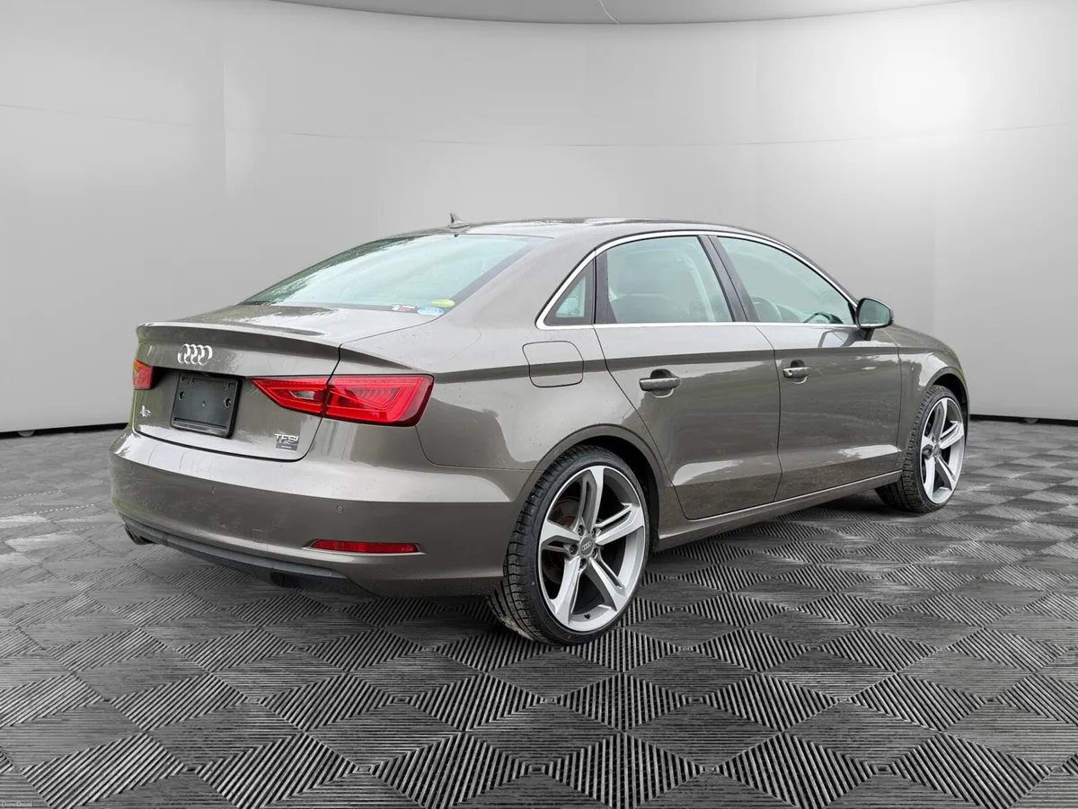 AUDI A3 SALOON S-TRONIC -LOW KM - Image 5