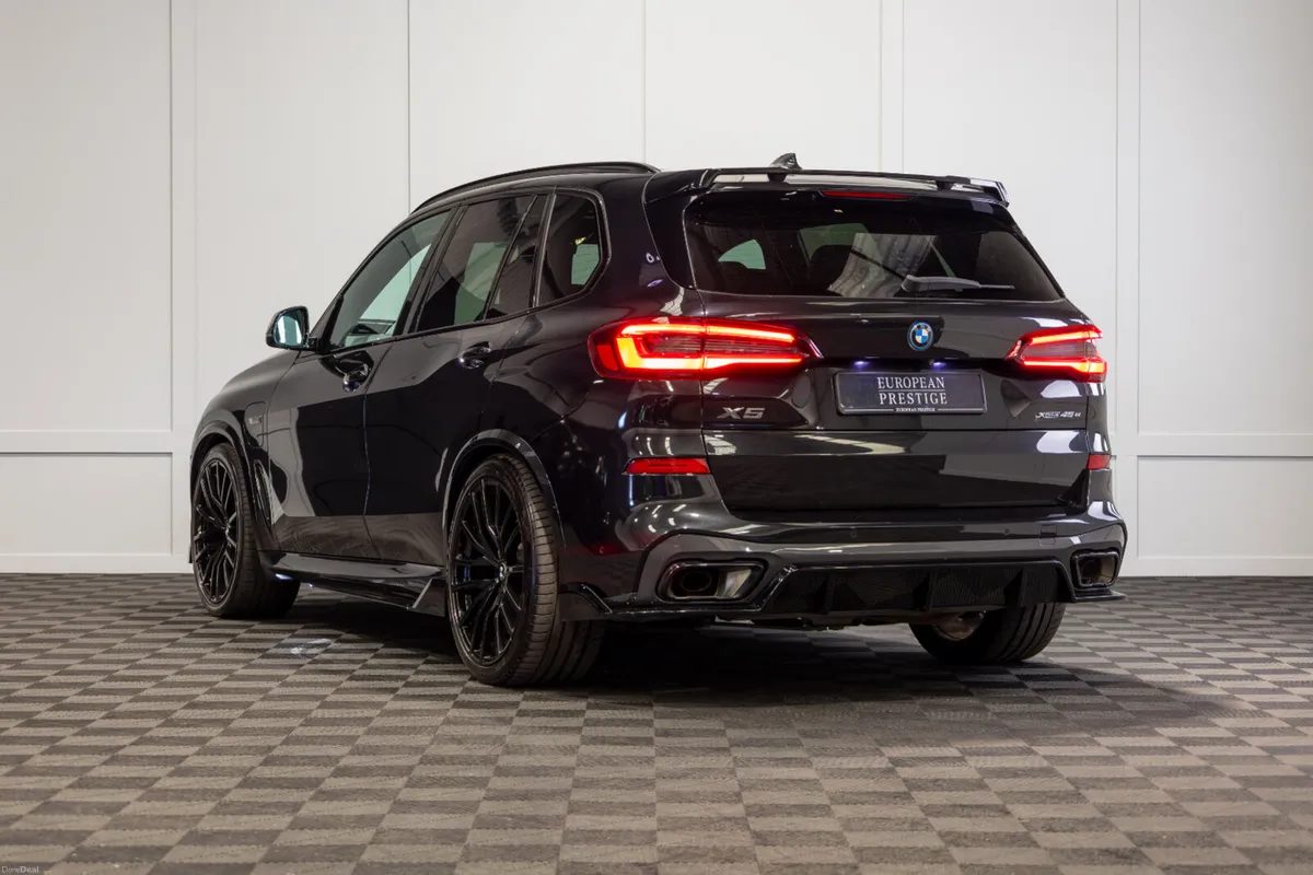 222 BMW X5 X-Drive 45e M-Sport 5 Seat N1 - Image 4