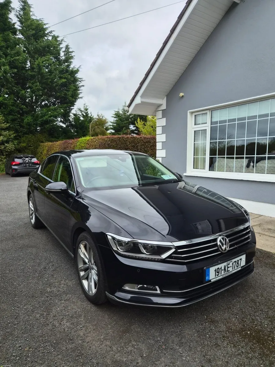 Volkswagen Passat 2019 - Image 1