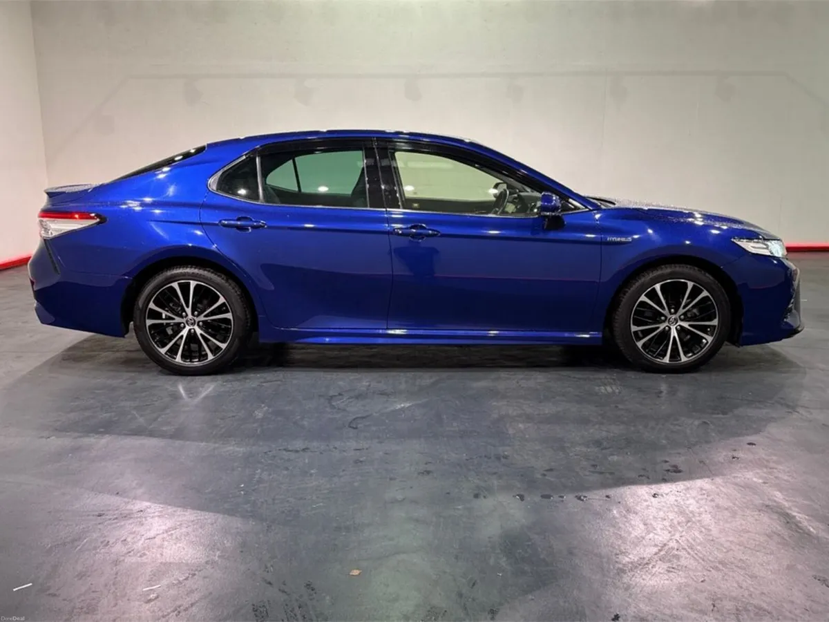Toyota Camry 2.5 HYBRID AUTOMATIC SALOON - WS EDIT - Image 2