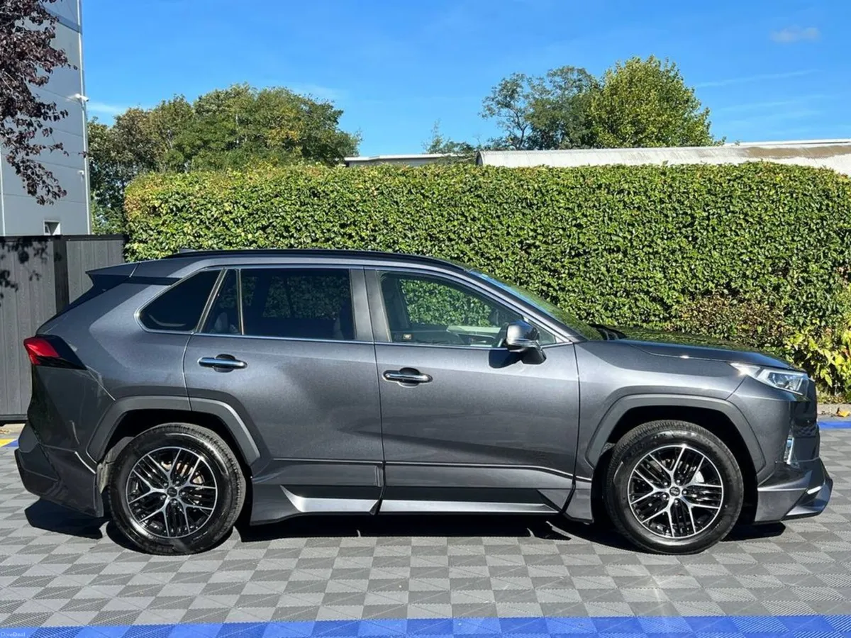 Toyota RAV4 G-SPEC TRD PACK 2.5 HYBRID AUTO // 360 - Image 2