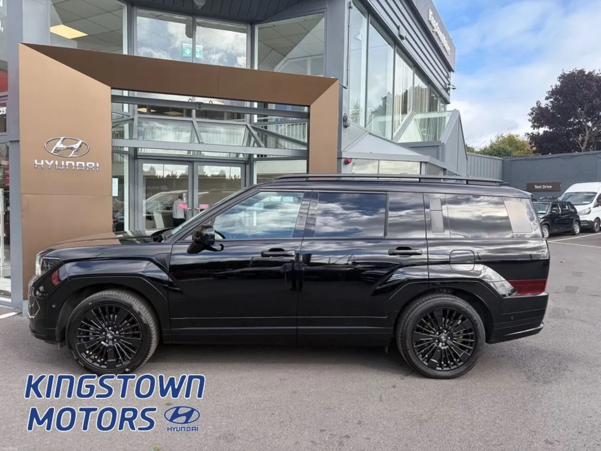 Hyundai Santa Fe Premium Calligraphy - Image 3