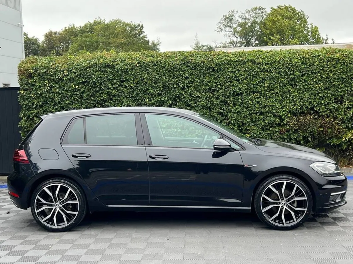 Volkswagen Golf HIGHLINE R-LINE PACK 1.4 TSI // FU - Image 2