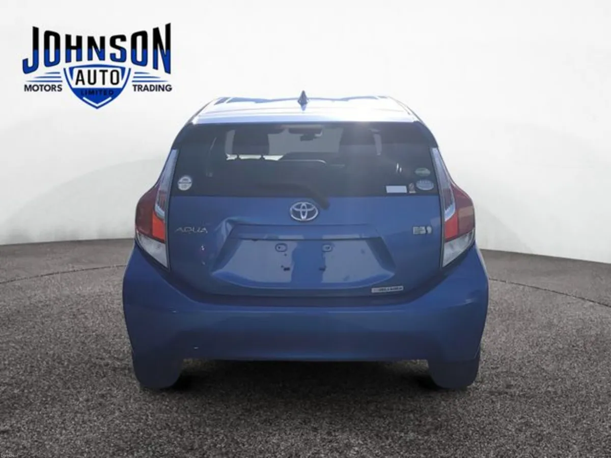 Toyota Aqua 1.5 Petrol Hybrid Auto - Image 4