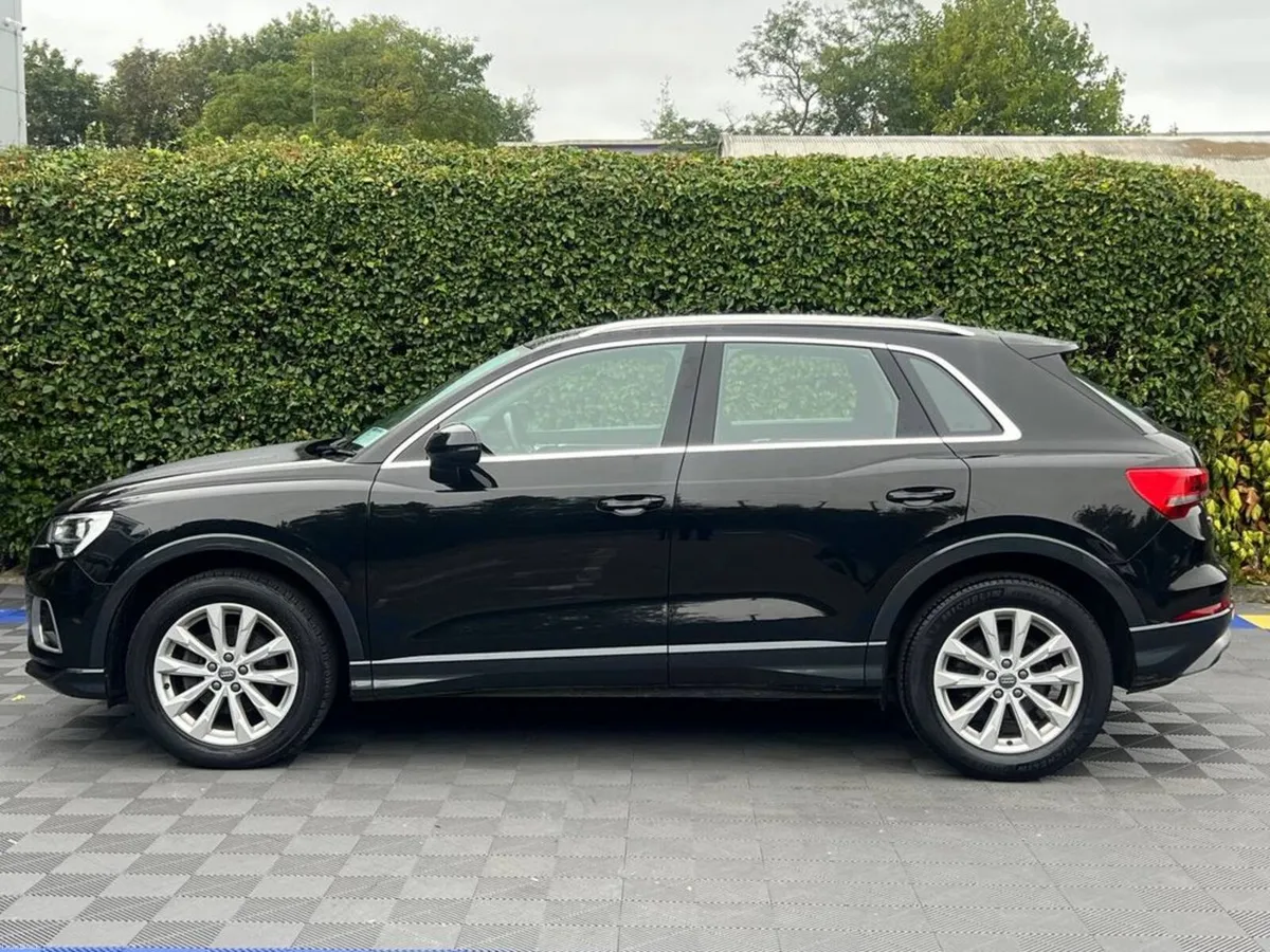 Audi Q3 35TDI 2.0 AUTO // APPLE CARPLAY/ANDROID AU - Image 3
