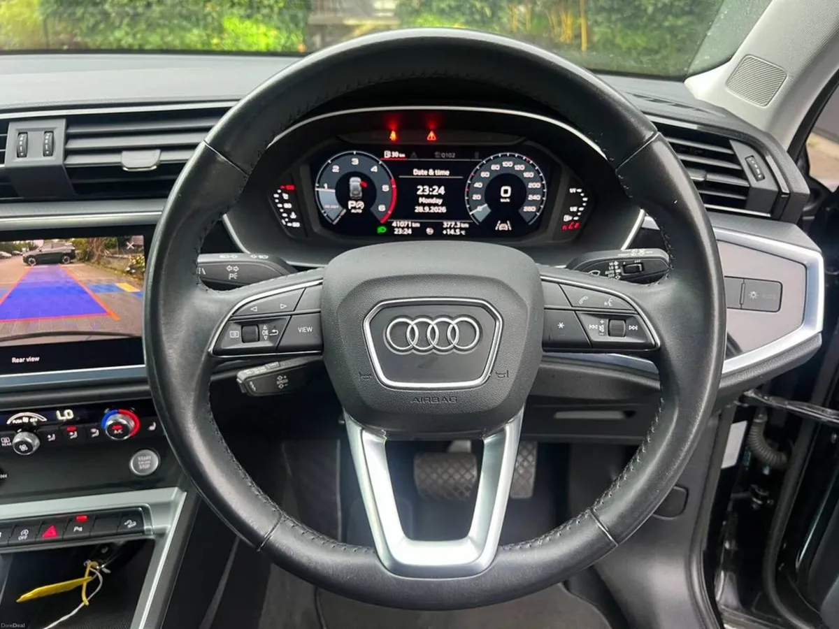 Audi Q3 35TDI 2.0 AUTO // APPLE CARPLAY/ANDROID AU - Image 4