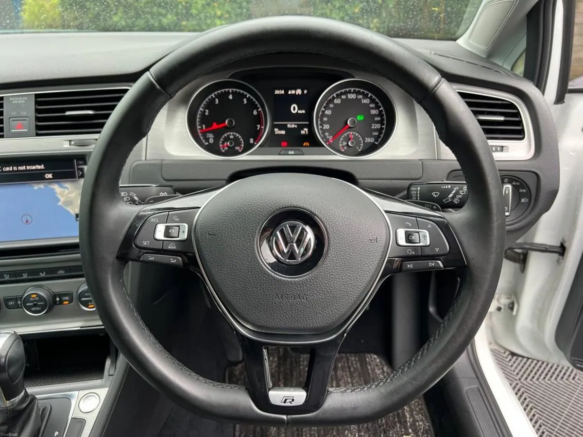 Volkswagen Golf COMFORTLINE R-LINE PACK 1.2 TSI AU - Image 4