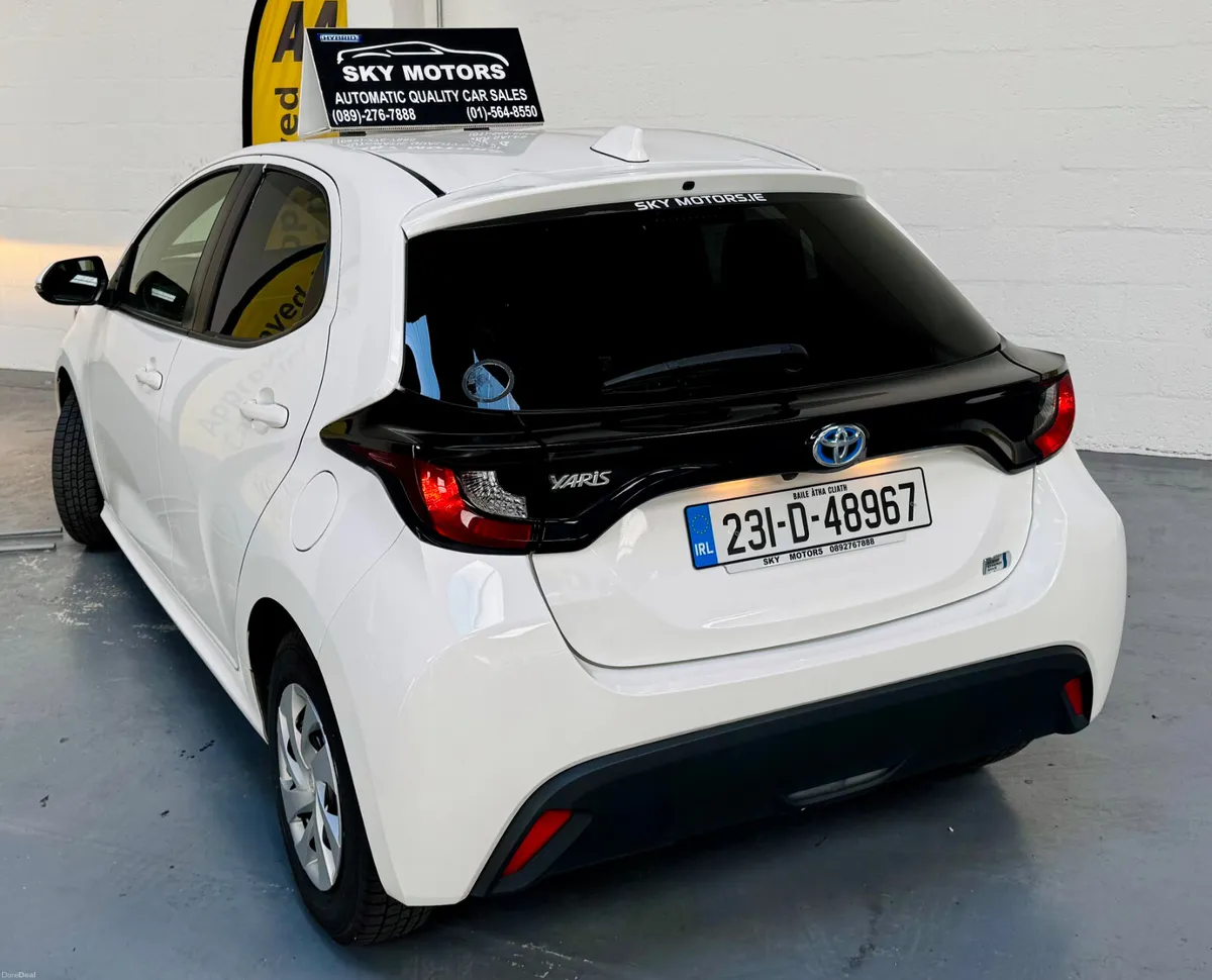 Toyota Yaris 2023 - Image 4