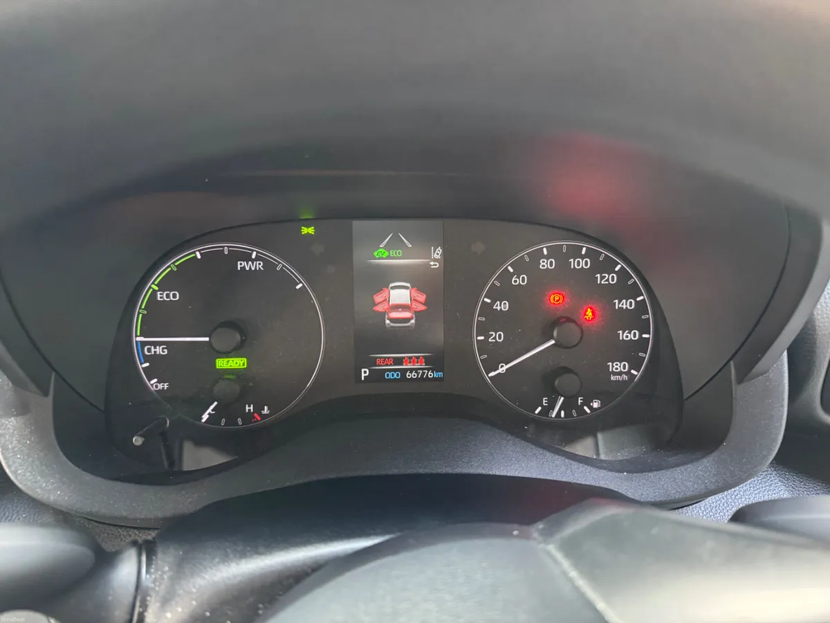 Toyota Yaris 2023 - Image 6