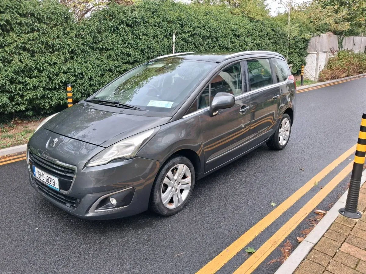 Peugeot 5008 - Image 1